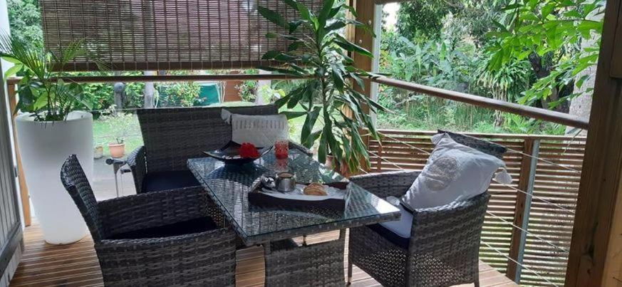 Ferienwohnung Les Sens Ciels Saint-Louis Exterior foto